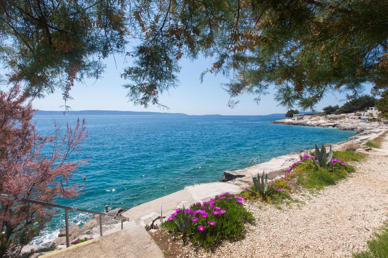 Apartments Bandic - 30 Meters To The Beach Trogir Dış mekan fotoğraf